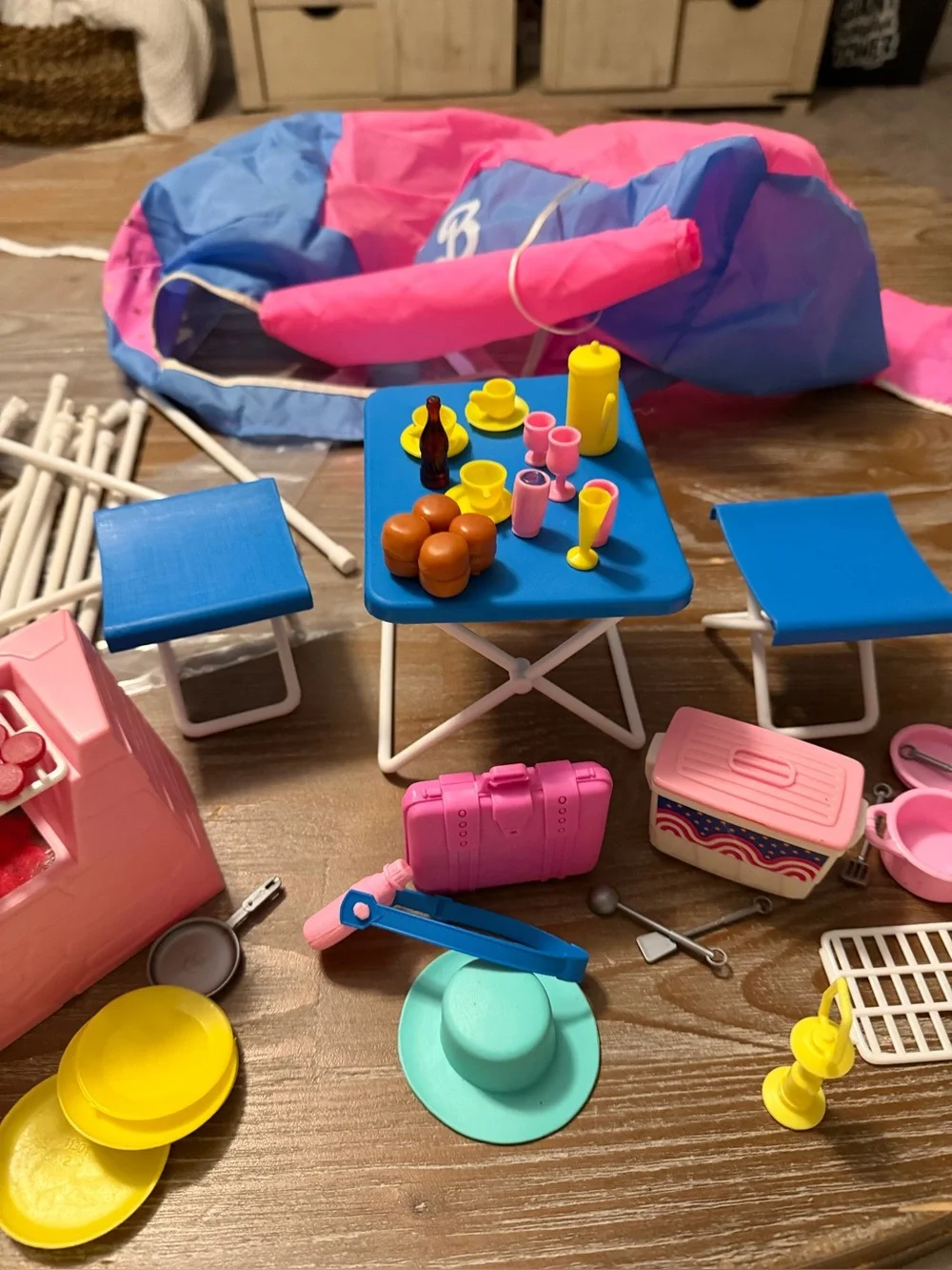 Vintage 90s Barbie American Camping Set